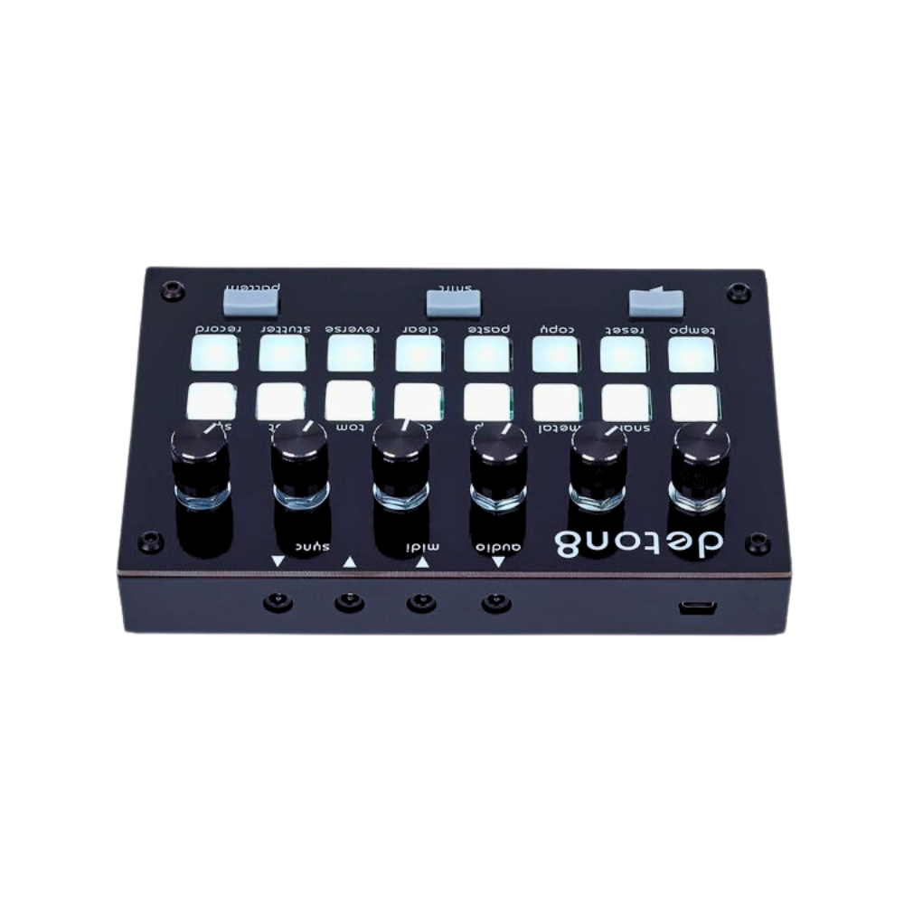 Twisted Electrons Deton8